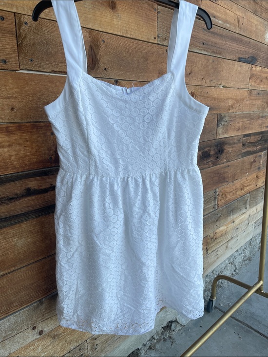 Kensie Dresses & Skirts - Kensie White Eyelet Lace Dress